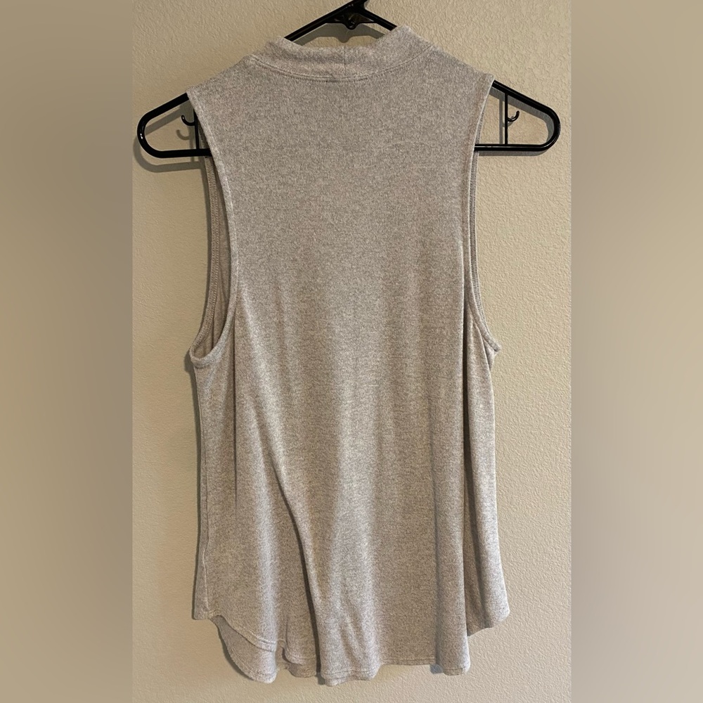 Top - Picture 3 of 3